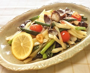 新ジャガとシジミのガーリック炒め