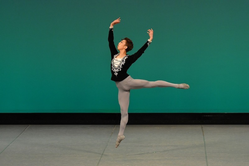 第3位 趙 晟智 ジゼル第2幕よりアルブレヒトのVa 田中バレエアート